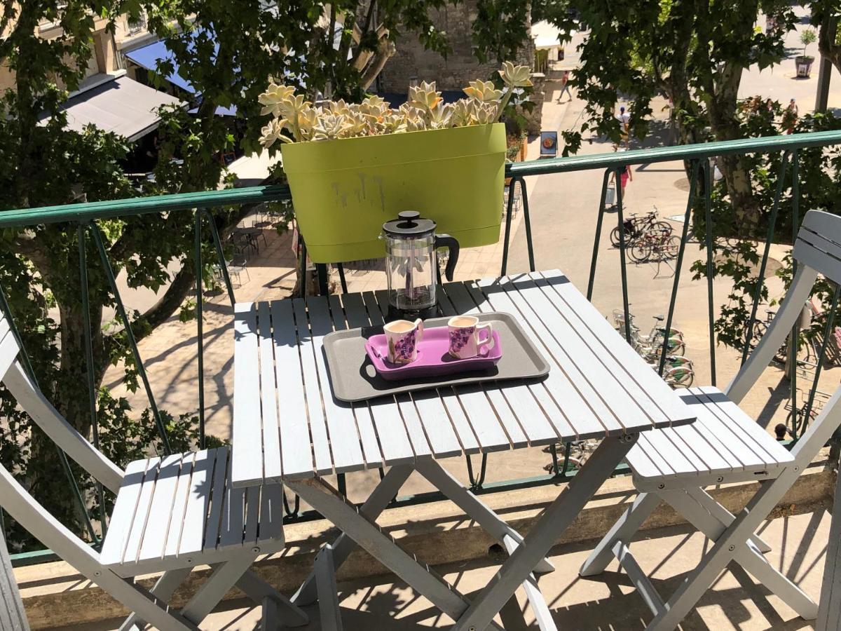 Appartement De Charme Avignon Centre Historique Terrasse Et Balcon Place Pie Zewnętrze zdjęcie